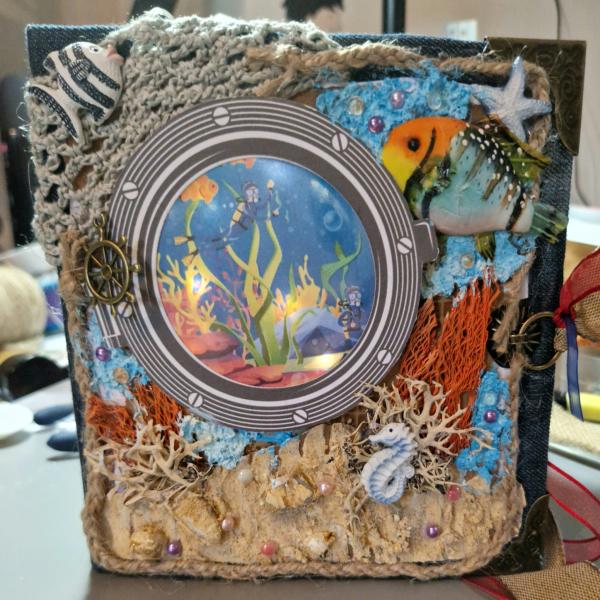 Journal ,,Fantastische Unterwasserwelt" (Bullauge mit LED-Licht)